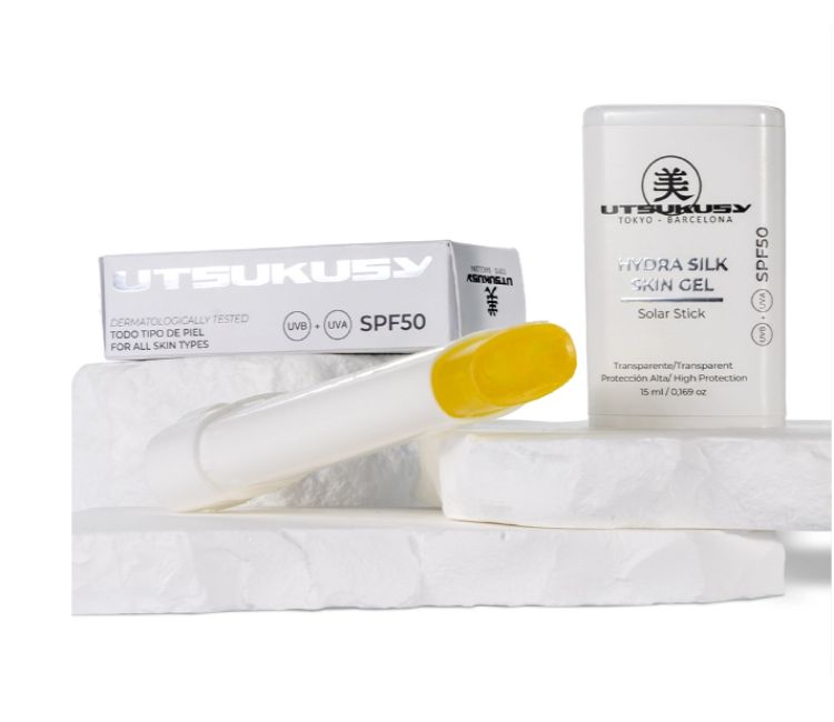 Imagen de Hydra Silk Skin Gel Utsukusy Stick bronceador en gel 15 ml 