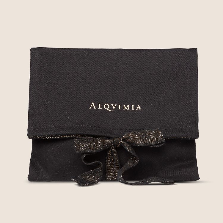 Imagen de Neceser Luxury Negro con lazo de Aqvimia 